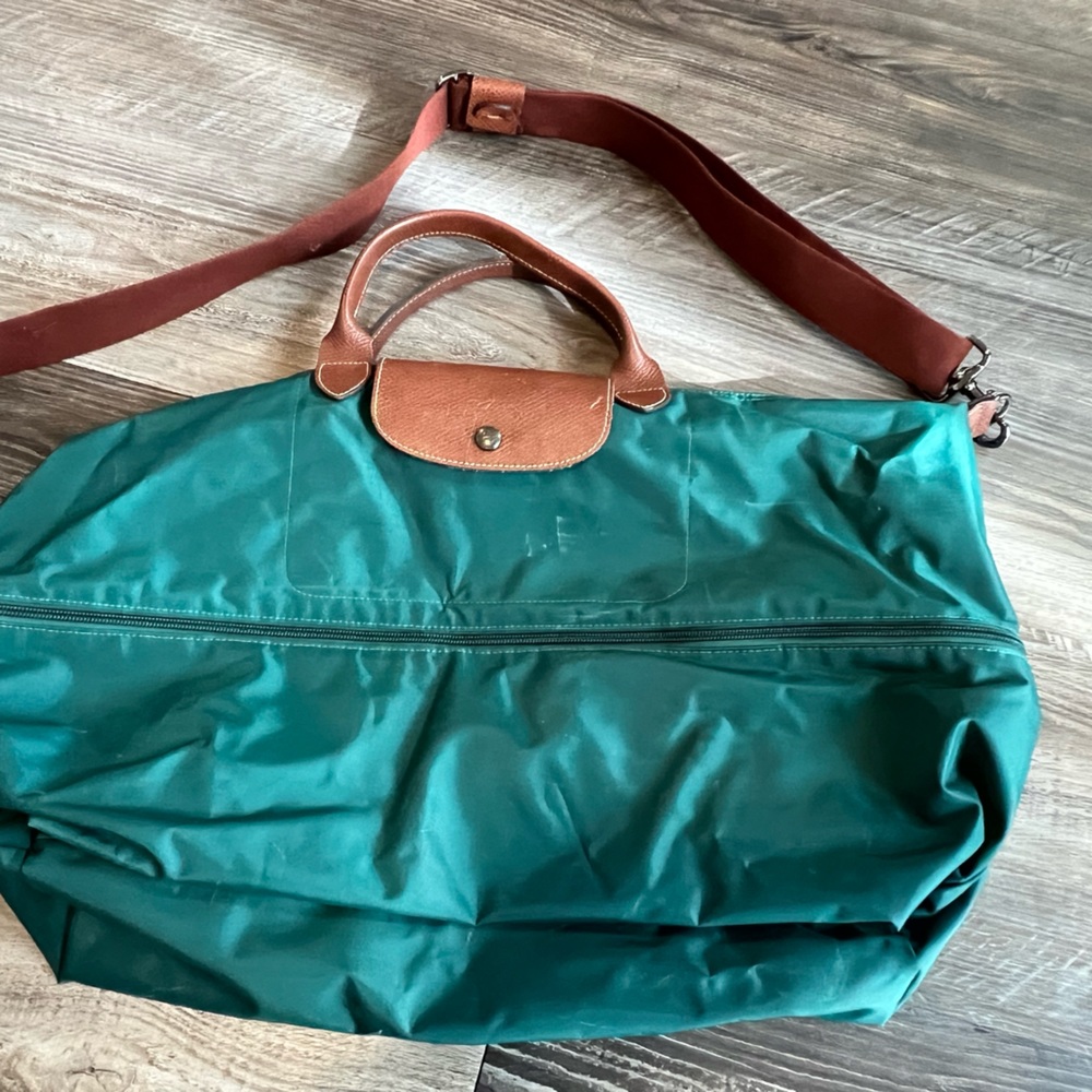 Longchamp green oversized carryon bag with strap